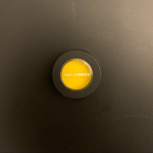 High Fashion Bright Eyeshadow - Picture 4 of 7